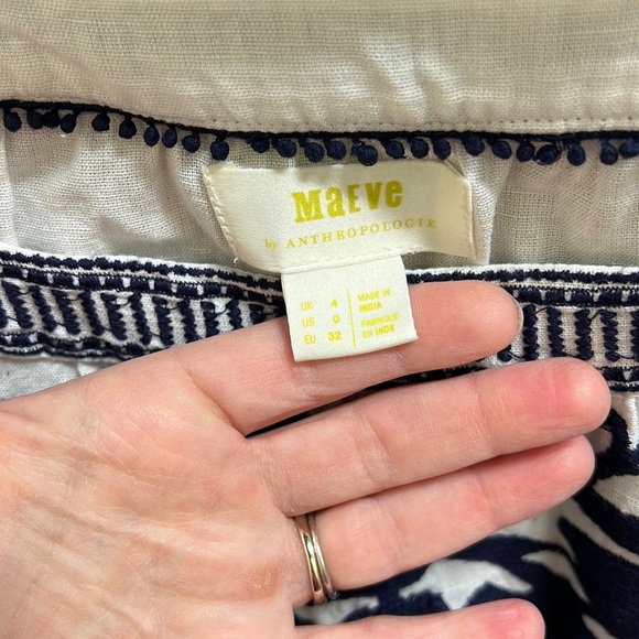 Anthropologie Maeve Liyah Linen Embroidered Blouse Shirt Top Size 0 - Picture 9 of 16
